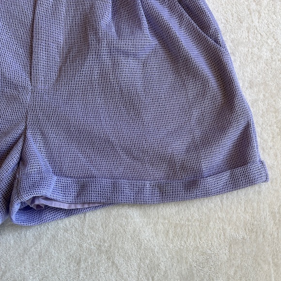 Umgee USA‎ Lilac High Waisted Pleated Dress Shorts, size M, elastic waist - Picture 6 of 13